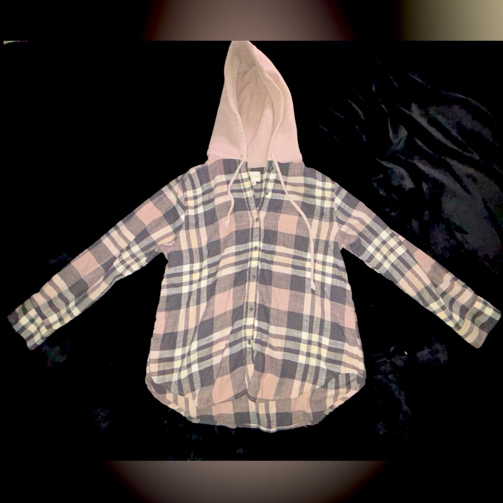 American Eagle. Flannel with furry hood. Women’s. Size medium.
